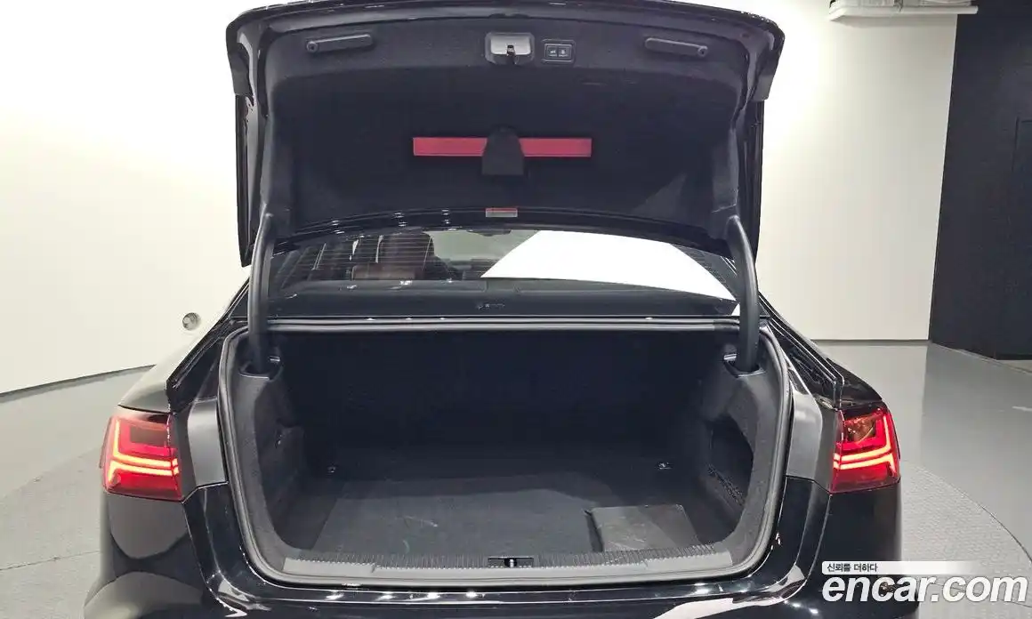 Audi A6 2018 2.0 Автомат в Москве № 544131, фото 19