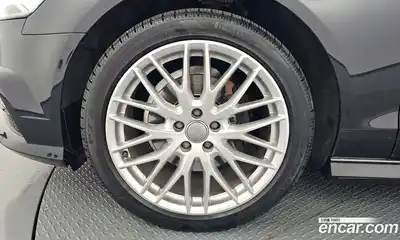 Audi A6 2018 2.0 Автомат в Москве № 544131, миниатюра 4