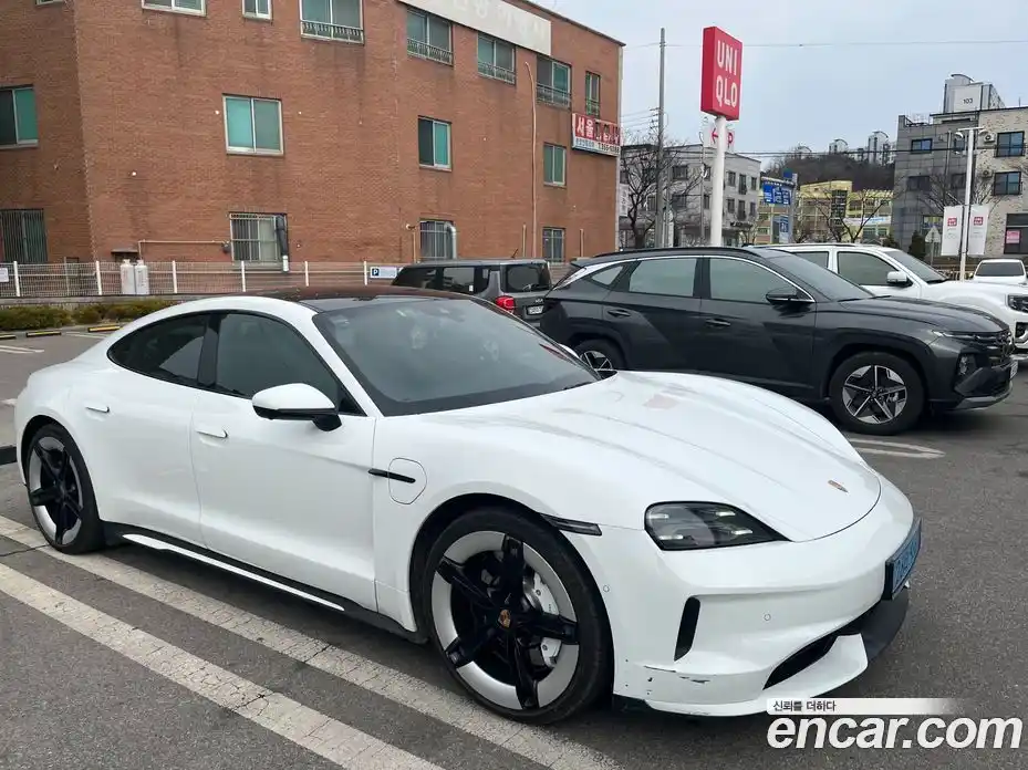 Porsche Taycan 2025 0.1 Автомат в Москве № 545888, фото 3