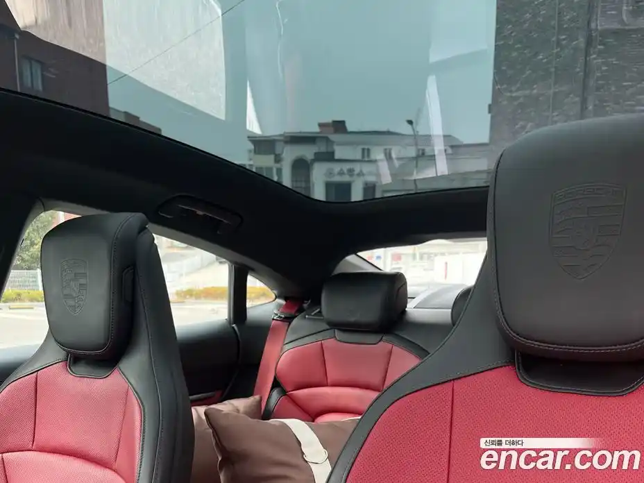 Porsche Taycan 2025 0.1 Автомат в Москве № 545888, фото 6