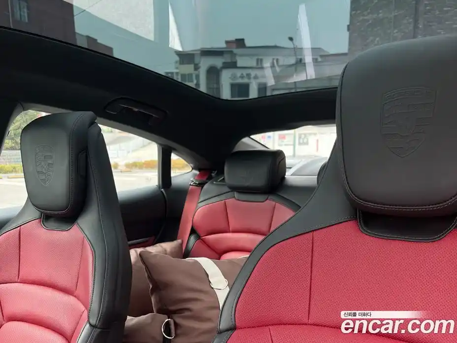 Porsche Taycan 2025 0.1 Автомат в Москве № 545888, фото 9