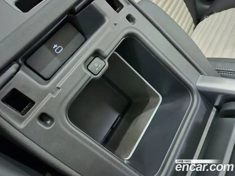 Land Rover Discovery 2025 3.0 Автомат в Москве № 546088, фото 13