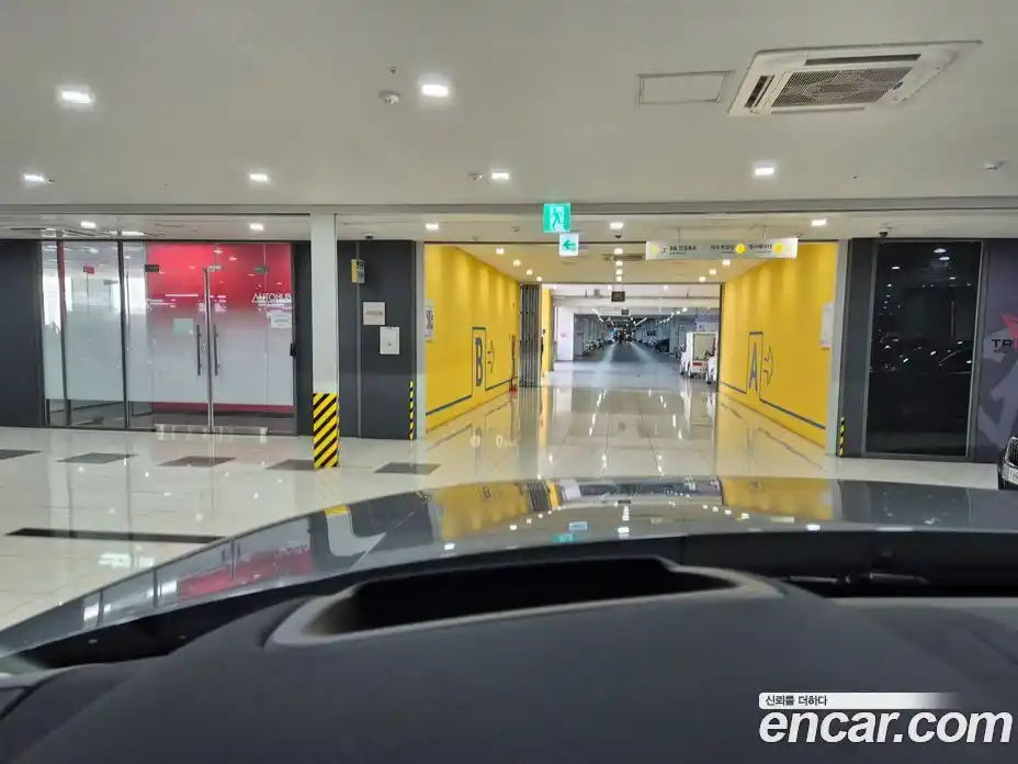 Land Rover Discovery 2025 3.0 Автомат в Москве № 546088, фото 16