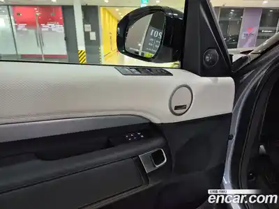 Land Rover Discovery 2025 3.0 Автомат в Москве № 546088, миниатюра 10