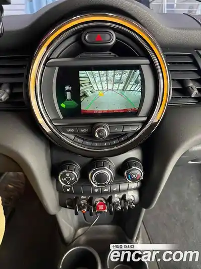 Mini Cooper 2020 1.5 Автомат в Москве № 546365, миниатюра 9