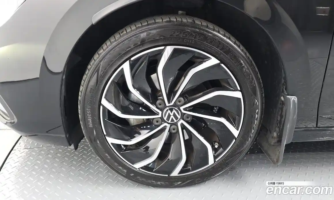 Volkswagen Golf 2024 2.0 Автомат в Москве № 547256, фото 5