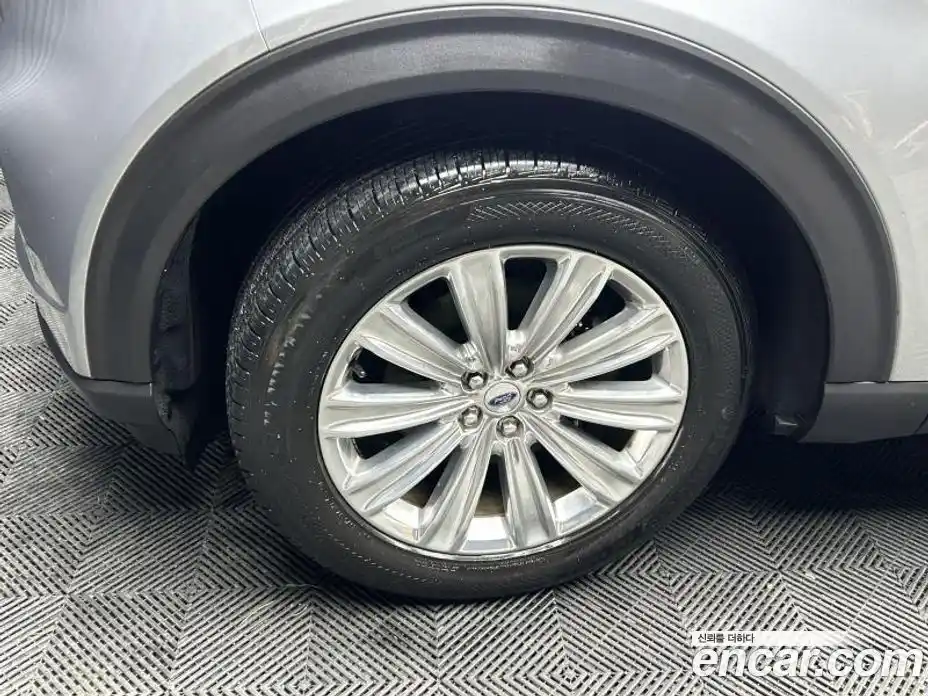 Ford Explorer 2020 2.3 Автомат в Москве № 547476, фото 20