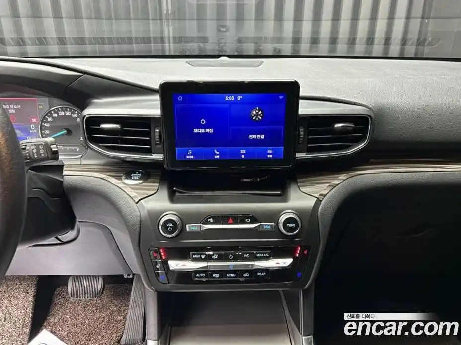 Ford Explorer 2020 2.3 Автомат в Москве № 547476, фото 10