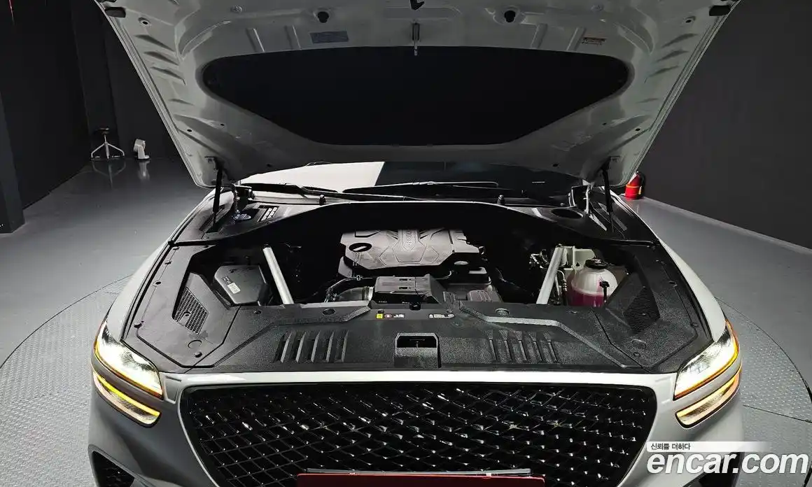 Genesis GV70 2023 2.5 Автомат в Москве № 57376, фото 6