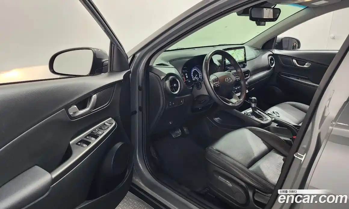 Hyundai Kona 2021 1.6 Автомат в Москве № 6795, фото 15