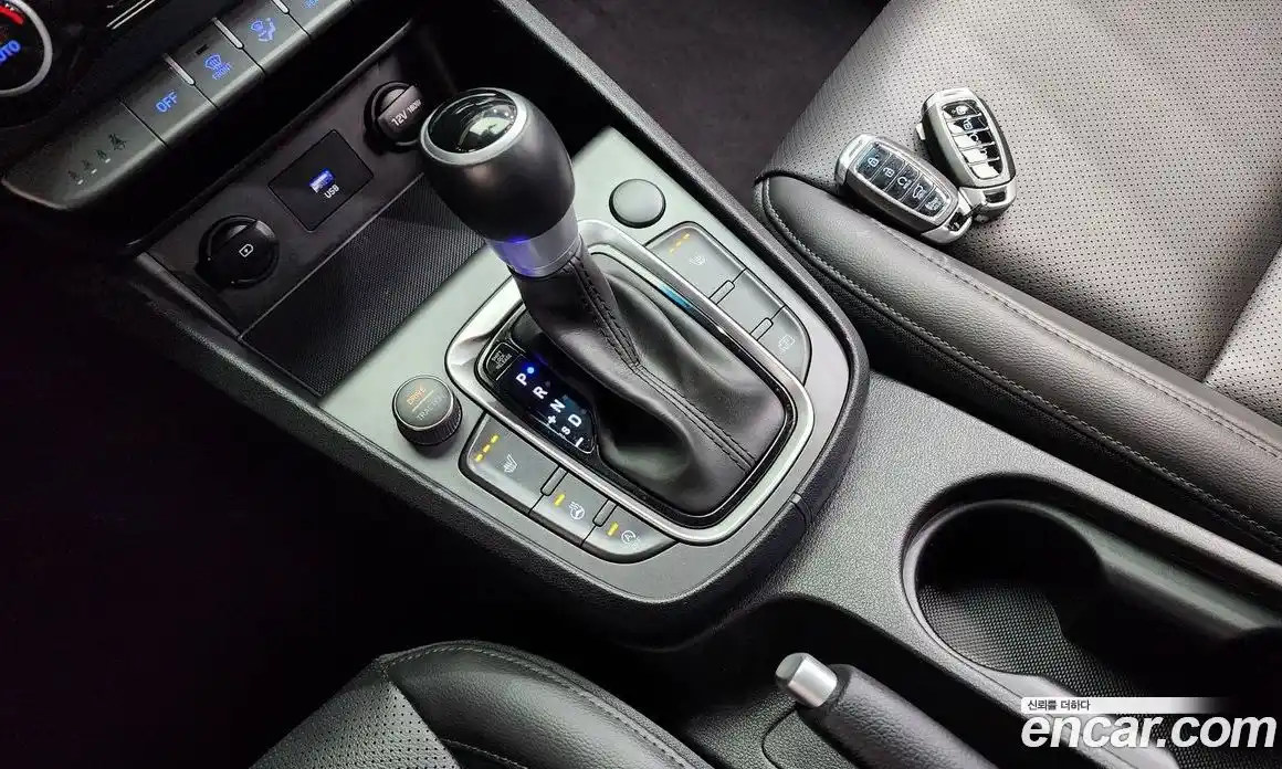 Hyundai Kona 2021 1.6 Автомат в Москве № 6795, фото 17