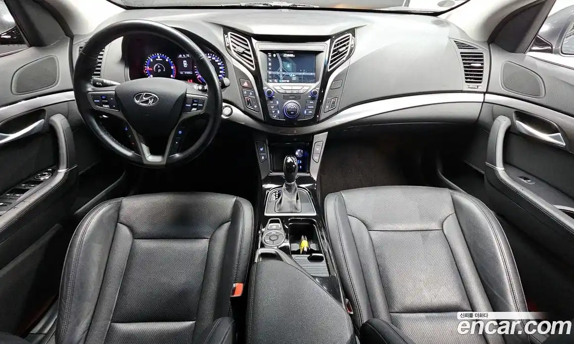 Hyundai i40 2018 1.7 Автомат в Москве № 7993, фото 13