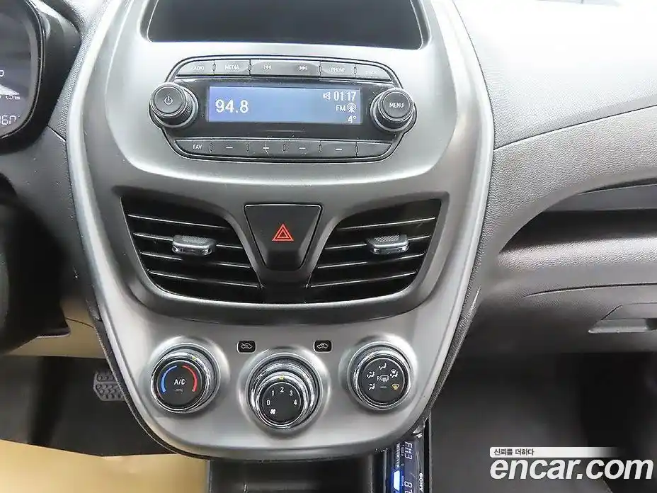 Chevrolet Spark 2017 1.0 Автомат в Москве № 97836, фото 13