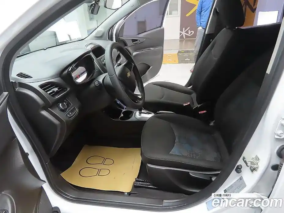 Chevrolet Spark 2017 1.0 Автомат в Москве № 97836, фото 9