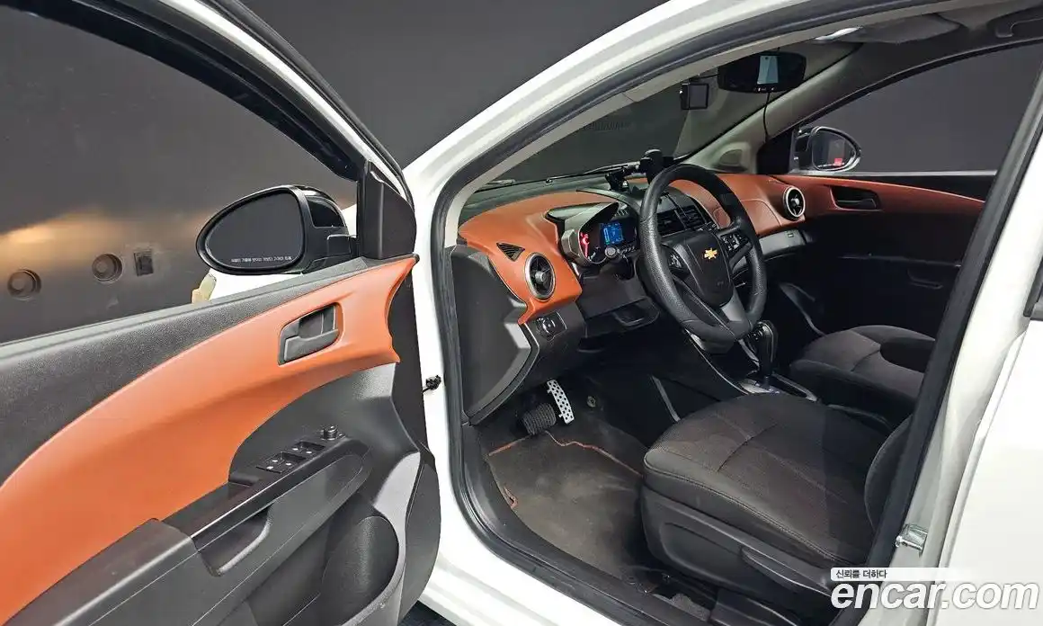 Chevrolet Aveo 2014 1.6 Автомат в Москве № 99808, фото 20