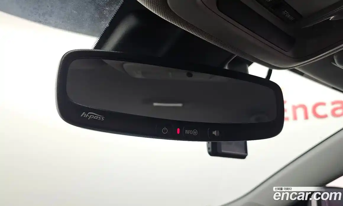 Chevrolet Malibu 2017 2.0 Автомат в Москве № 103761, фото 17