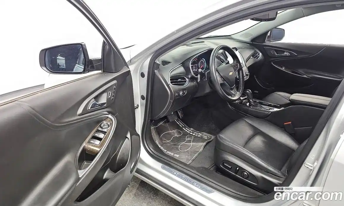 Chevrolet Malibu 2017 2.0 Автомат в Москве № 103761, фото 19