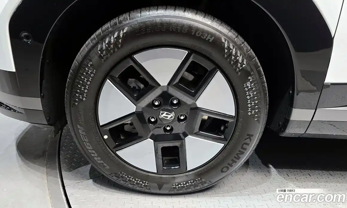 Hyundai Santa Fe 2024 1.6 Автомат в Москве № 108045, фото 5