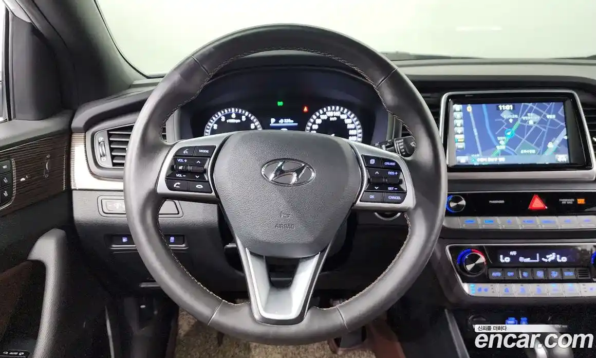 Hyundai Sonata 2019 2.0 Автомат в Москве № 108375, фото 7