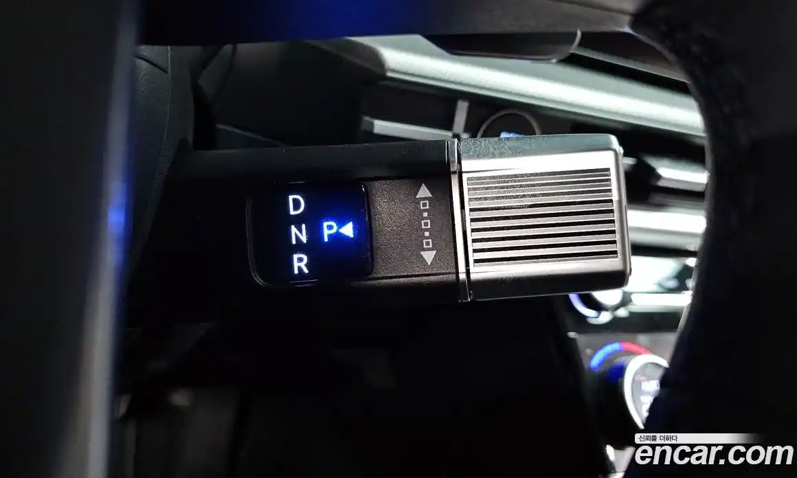 Hyundai Santa Fe 2024 1.6 Автомат в Москве № 109695, фото 16