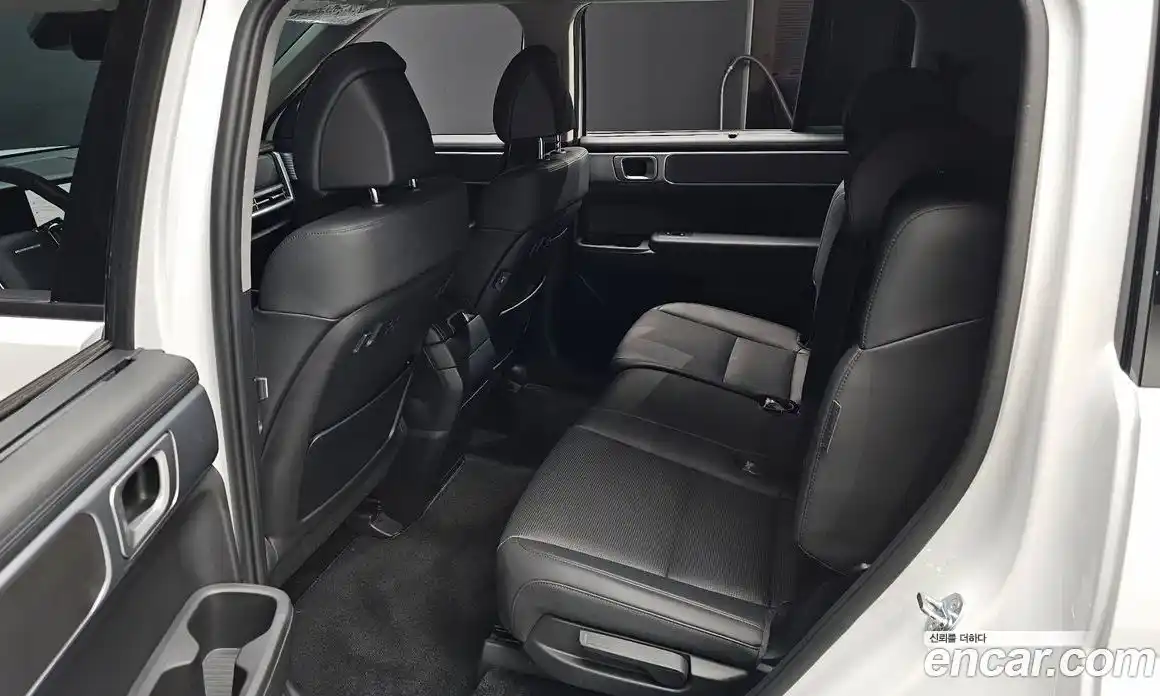 Hyundai Santa Fe 2024 1.6 Автомат в Москве № 109695, фото 17