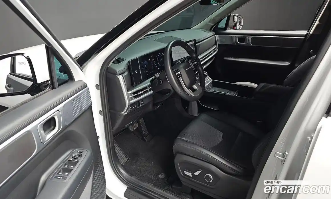 Hyundai Santa Fe 2024 1.6 Автомат в Москве № 109695, фото 3