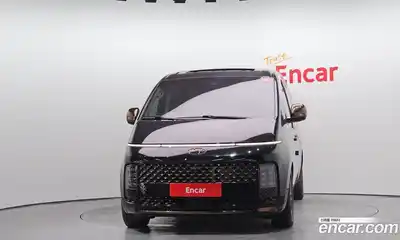 Hyundai Staria 2023 2.2 Автомат в Москве № 110694, миниатюра 3