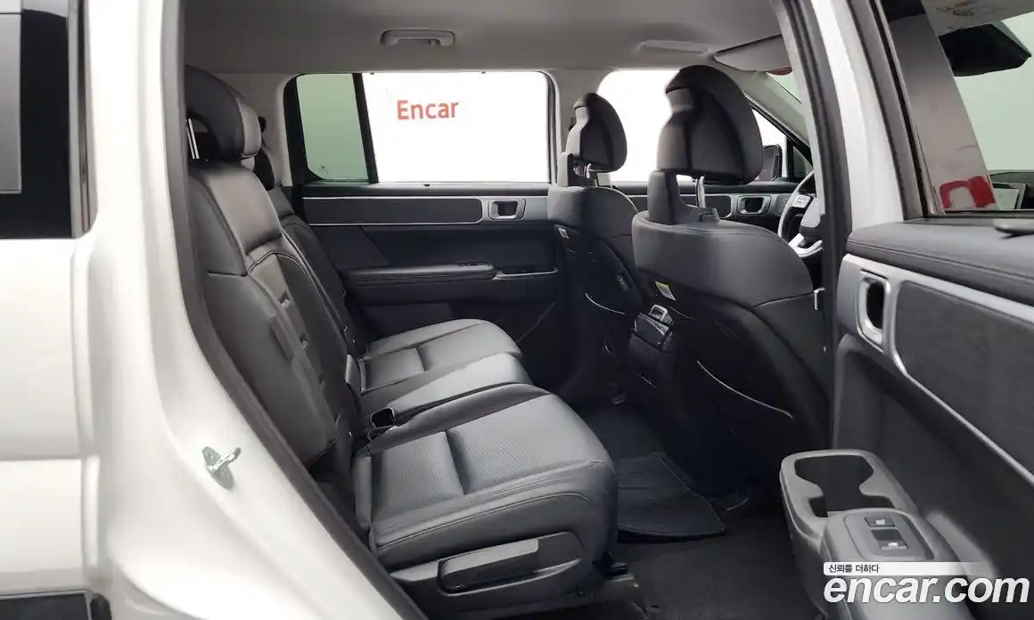 Hyundai Santa Fe 2024 2.5 Автомат в Москве № 111561, фото 20