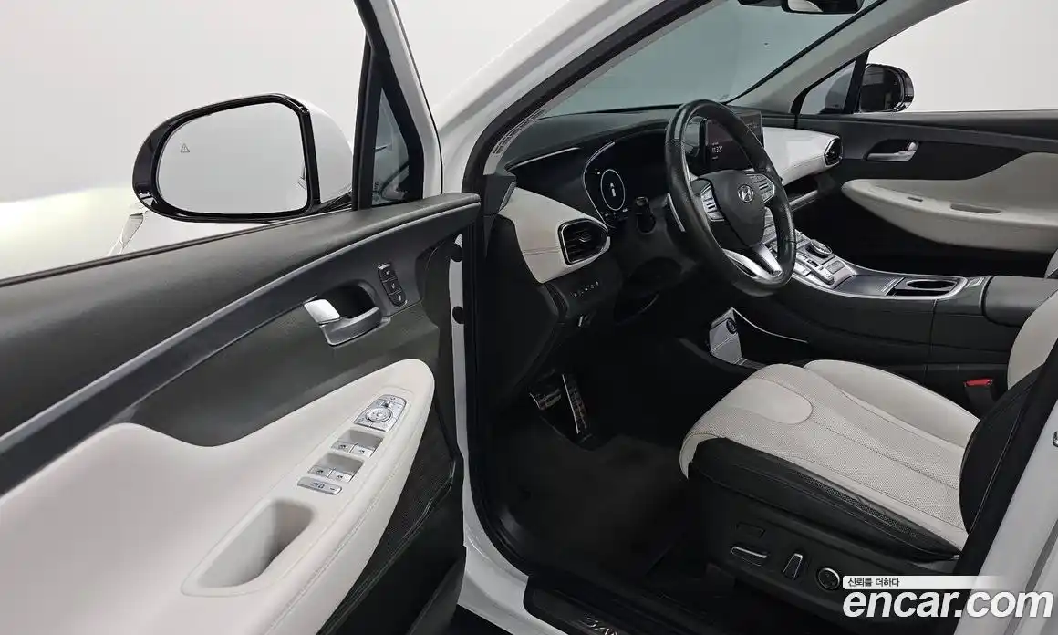 Hyundai Santa Fe 2022 1.6 Автомат в Москве № 112990, фото 18