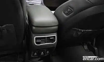 Hyundai Santa Fe 2022 1.6 Автомат в Москве № 112990, миниатюра 10