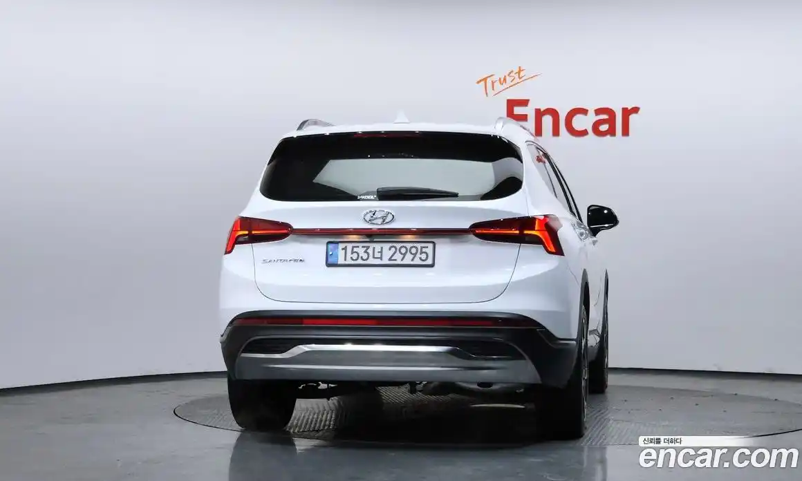 Hyundai Santa Fe 2023 2.5 Автомат в Москве № 113251, фото 16