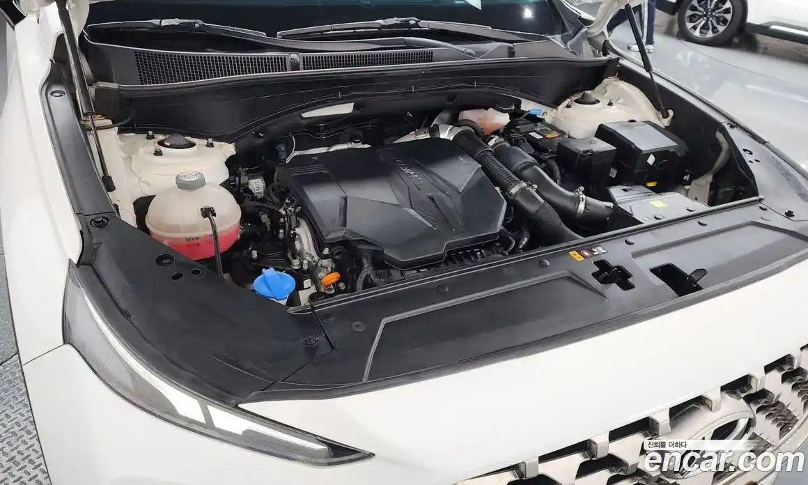 Hyundai Santa Fe 2023 2.5 Автомат в Москве № 113251, фото 17