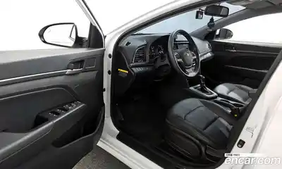 Hyundai Avante 2018 1.6 Автомат в Москве № 117204, миниатюра 11