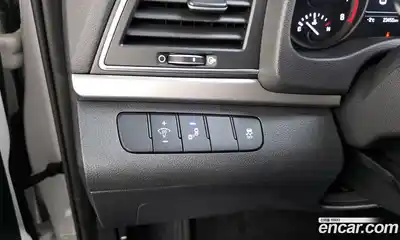 Hyundai Avante 2018 1.6 Автомат в Москве № 117204, миниатюра 2