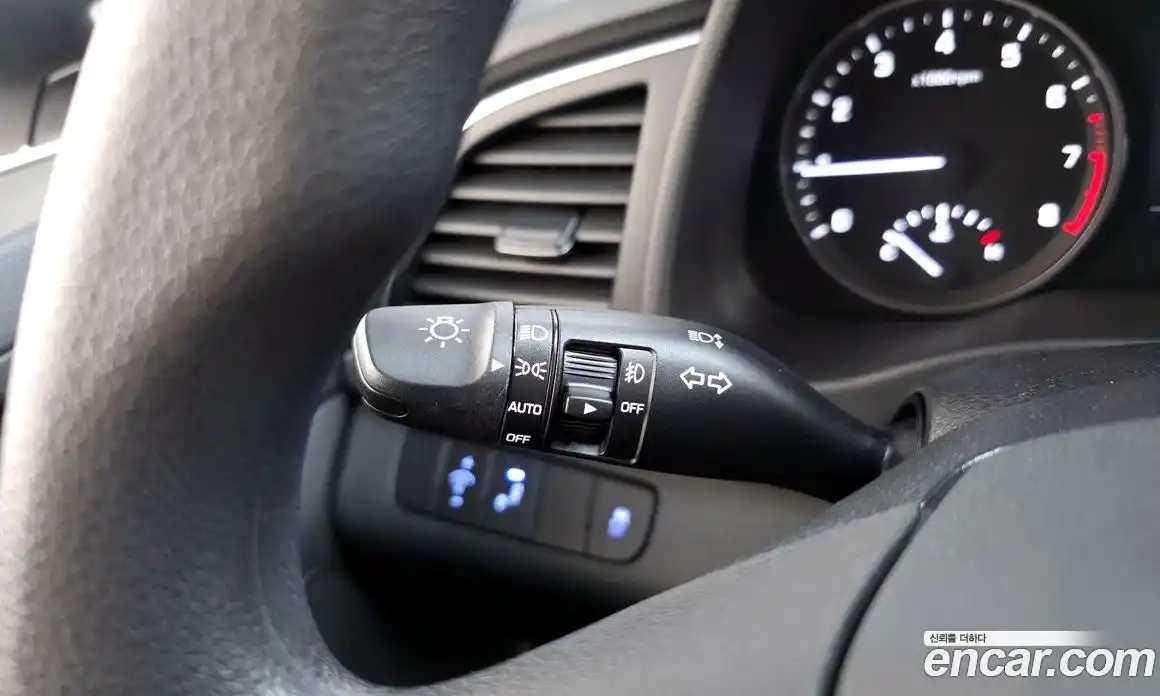 Hyundai Avante 2018 1.6 Автомат в Москве № 117204, фото 9