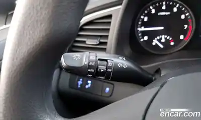 Hyundai Avante 2018 1.6 Автомат в Москве № 117204, миниатюра 9