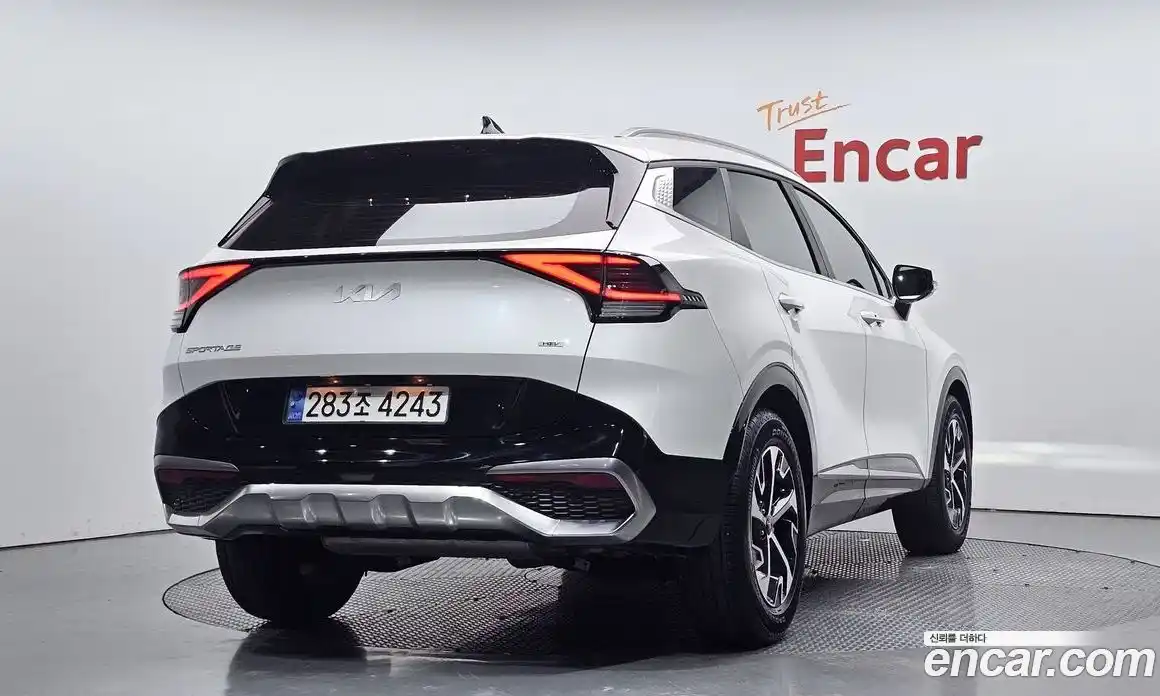 Kia Sportage 2023 1.6 Автомат в Москве № 122034, фото 17