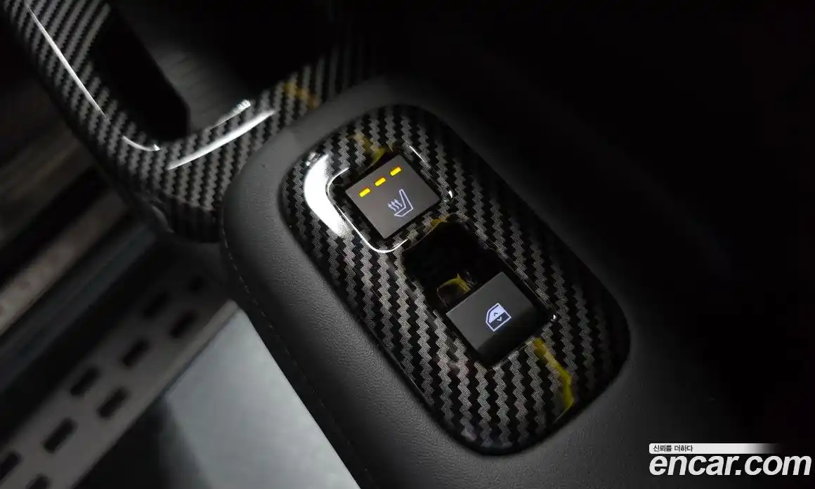 Hyundai Santa Fe 2024 1.6 Автомат в Москве № 123194, фото 20