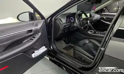 Hyundai Sonata 2022 1.6 Автомат в Москве № 123301, миниатюра 10