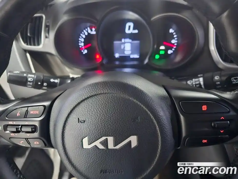 Kia Ray 2022 1.0 Автомат в Москве № 123781, фото 13