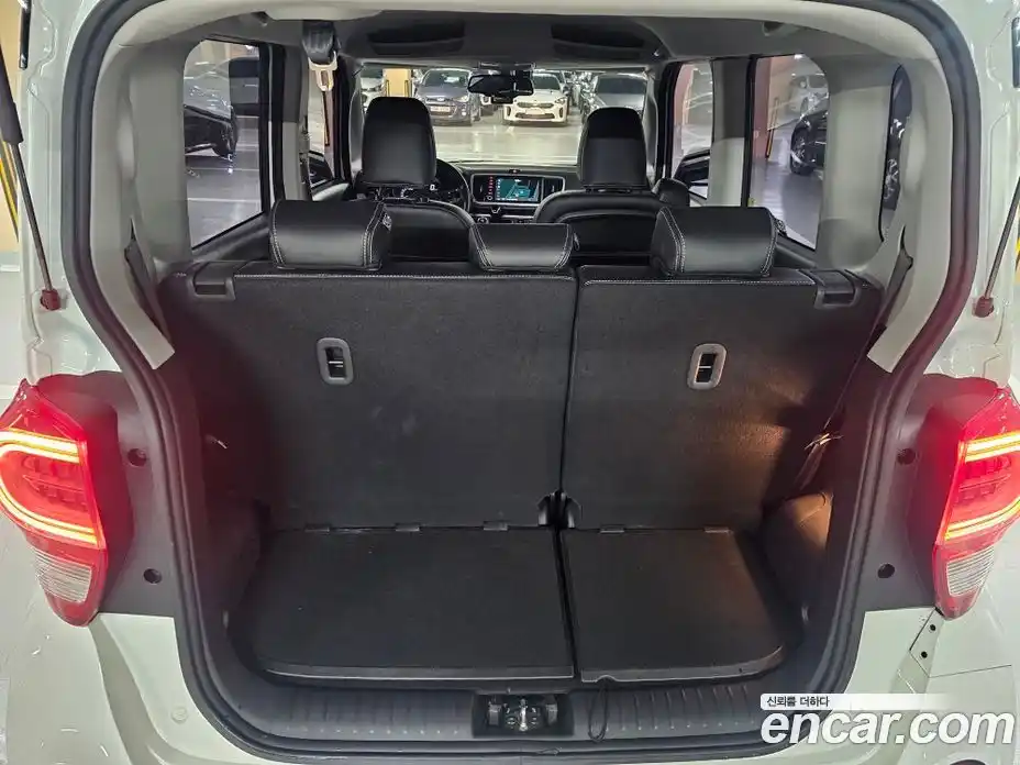 Kia Ray 2022 1.0 Автомат в Москве № 123781, фото 9