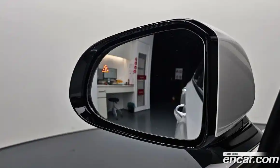 Hyundai Santa Fe 2023 1.6 Автомат в Москве № 124555, фото 11