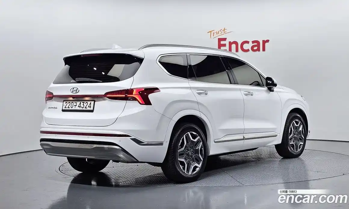 Hyundai Santa Fe 2023 1.6 Автомат в Москве № 124555, фото 13