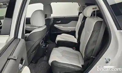 Hyundai Santa Fe 2023 1.6 Автомат в Москве № 124555, миниатюра 9