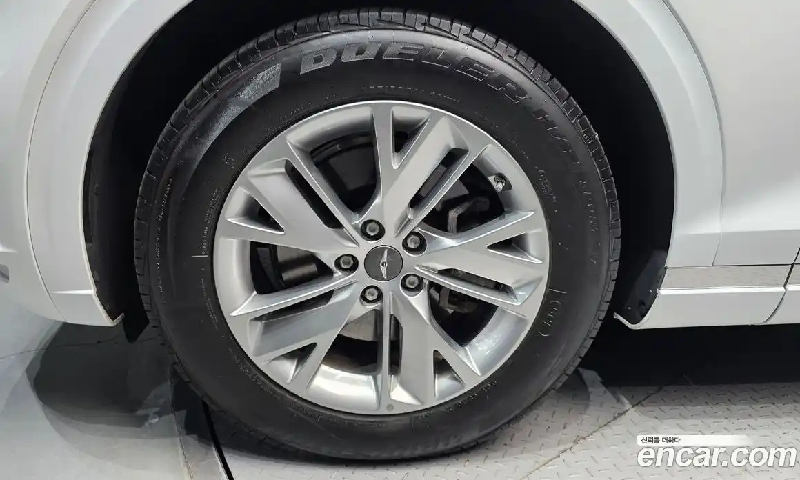 Genesis GV70 2024 2.2 Автомат в Москве № 12994, фото 5