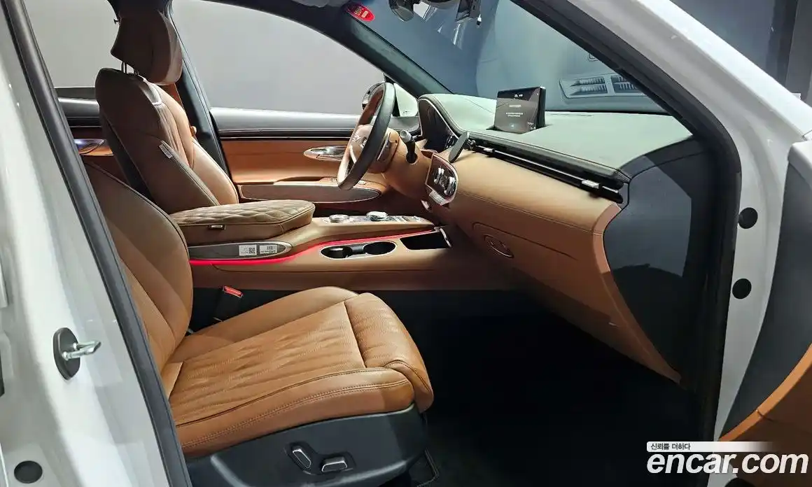 Genesis GV70 2024 2.2 Автомат в Москве № 12994, фото 10