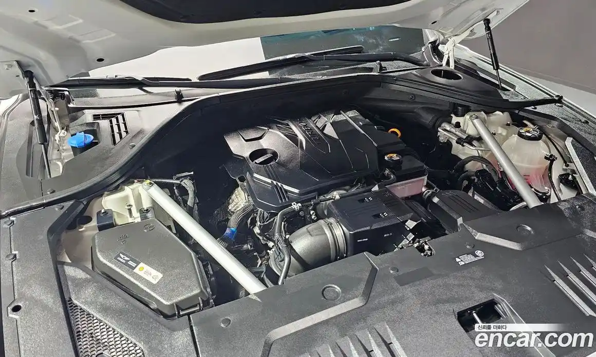 Genesis GV70 2023 2.5 Автомат в Москве № 13087, фото 20