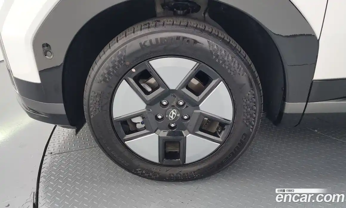 Hyundai Santa Fe 2024 1.6 Автомат в Москве № 131067, фото 15