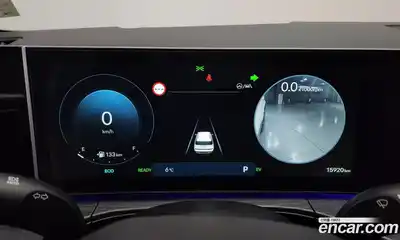 Hyundai Santa Fe 2024 1.6 Автомат в Москве № 131067, миниатюра 2