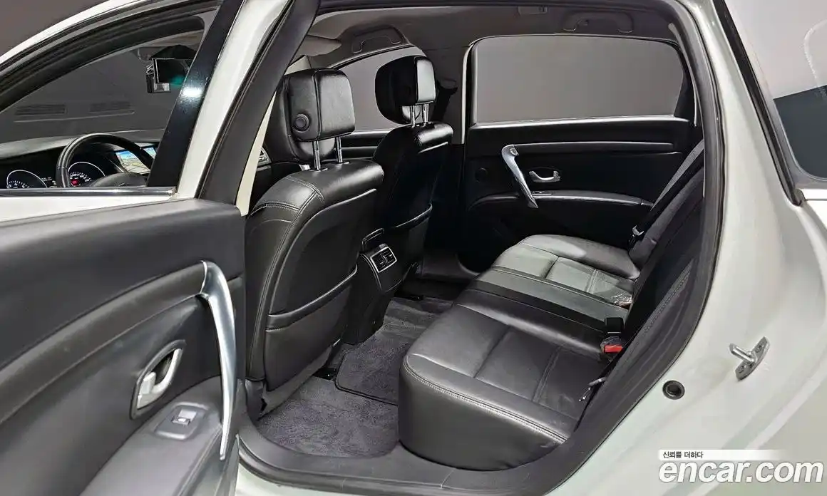 Renault SM7 2016 2.5 Автомат в Москве № 148435, фото 17